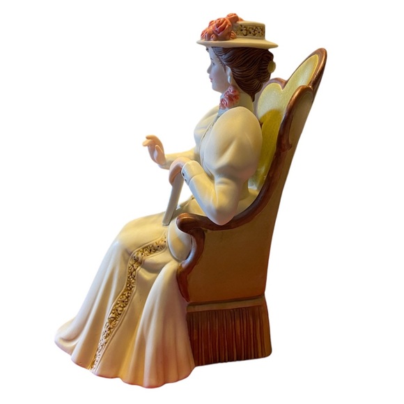 Avon 2011 Mrs Albee President’s Club Award - Picture 5 of 9